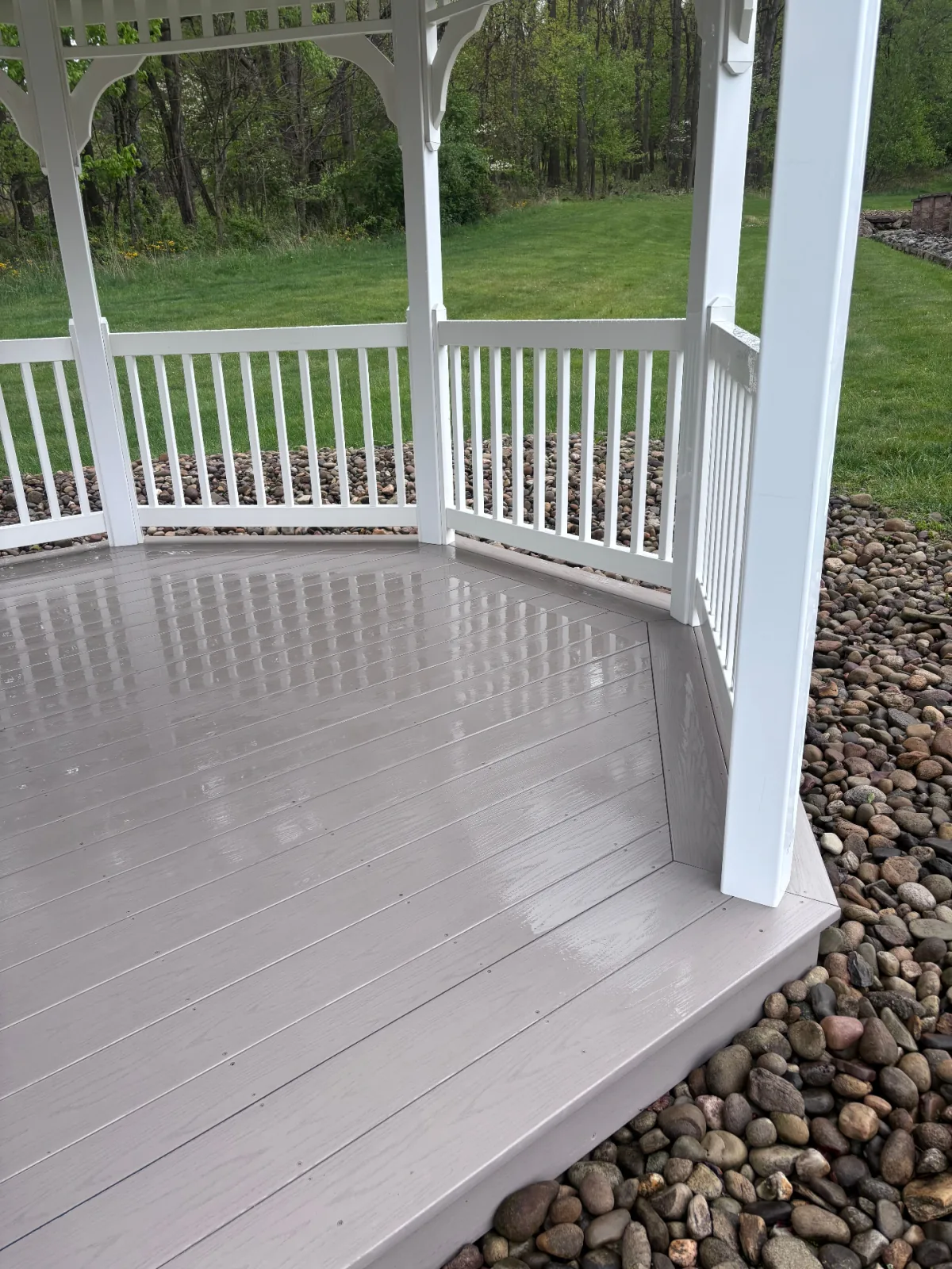 Deck & Patio